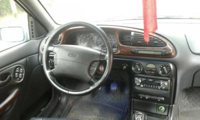Club Ford Mondeo