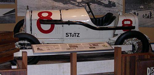 500px-1915_Stutz_White_Squadron.jpg