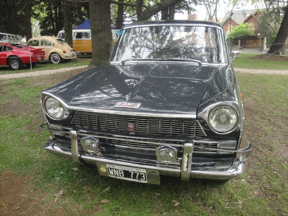 Fiat 1800 01.JPG