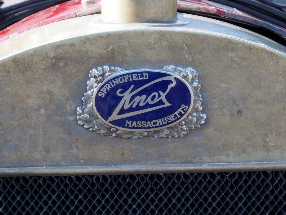 Springfield_Massachusetts_Knox_Automobile_Company,_1911_Knox_Type_R_Logo_pic3.JPG