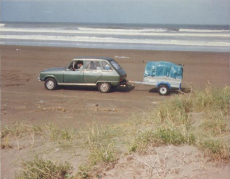 Renault 6 y BF.JPG