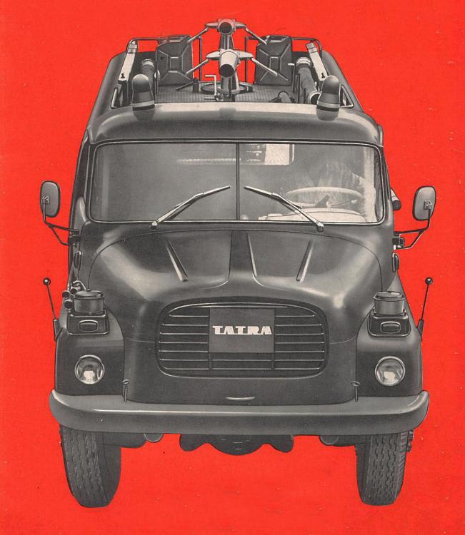Tatra autobomba T 148 01.jpg