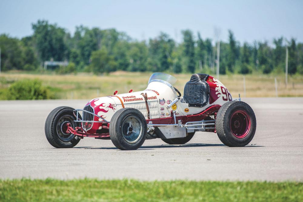 Vintage-Racing-Car.jpg