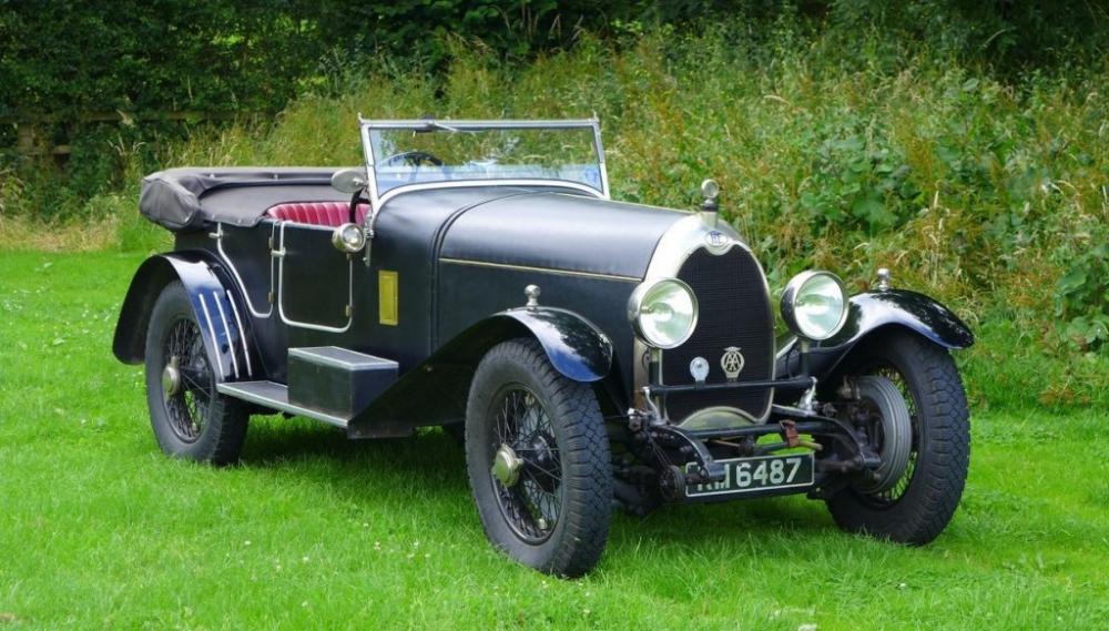 1929-HE-1660-Short-Chassis-Sport-Tourer-1024x582.jpg