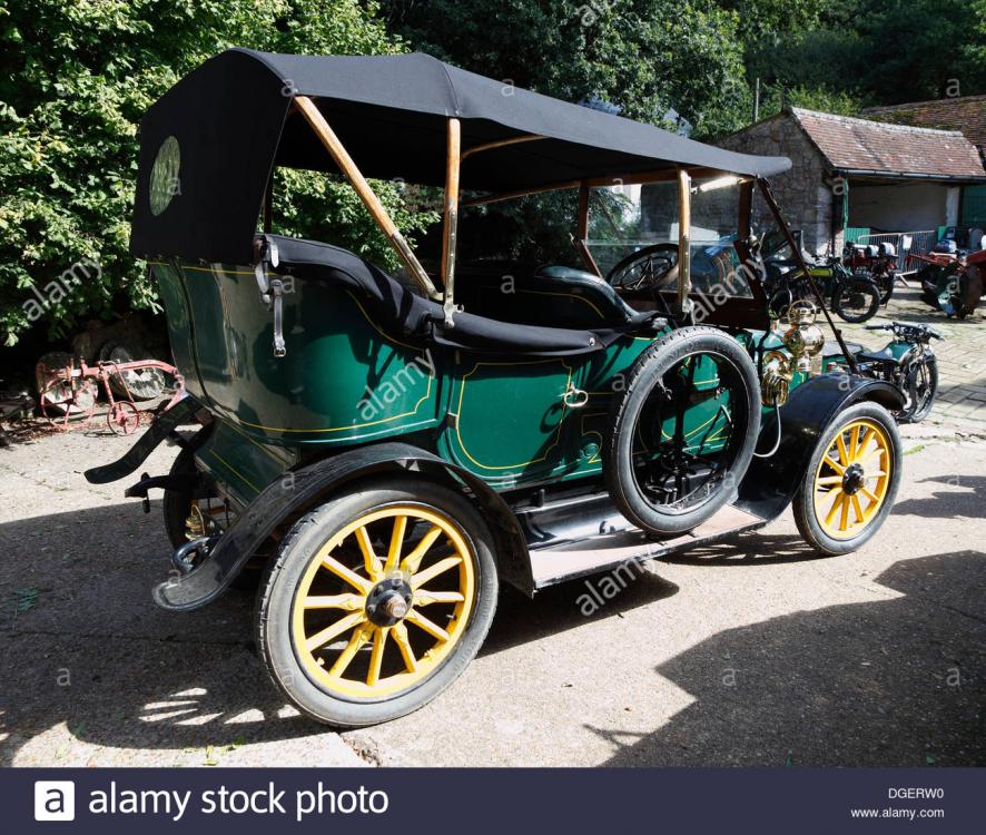 alldays-1909-14hp-classic-vintage-car-automobile-made-by-alldays-and-DGERW0.jpg