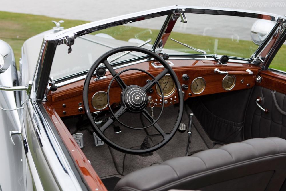 Horch-853-Voll-and-Ruhrbeck-Sport-Cabriolet-33739.jpg