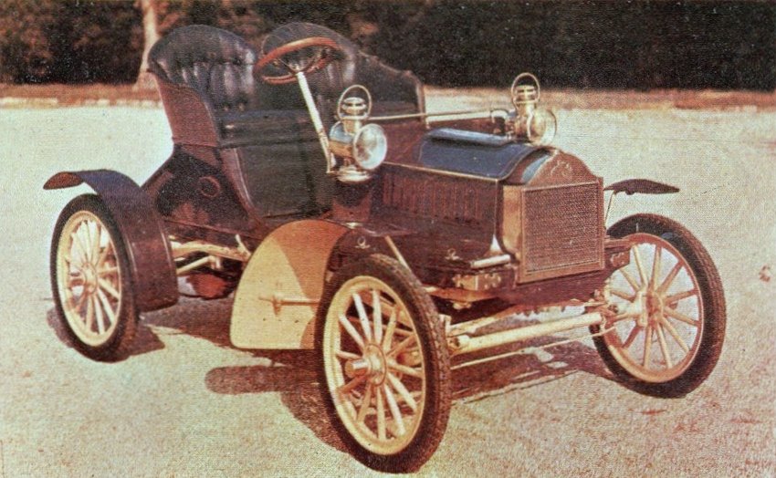 Oldsmobile 1905.jpg