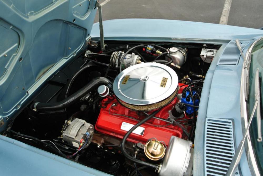 1963-Chevrolet-Corvette-Engine.jpg