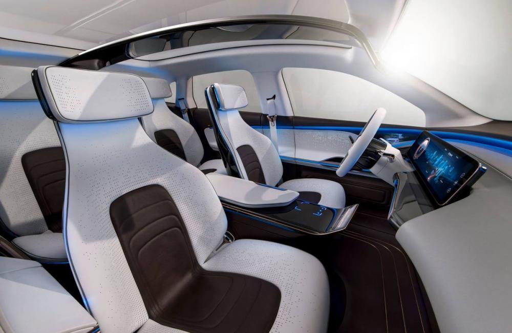 Mercedes-generation-eq_interior.jpg