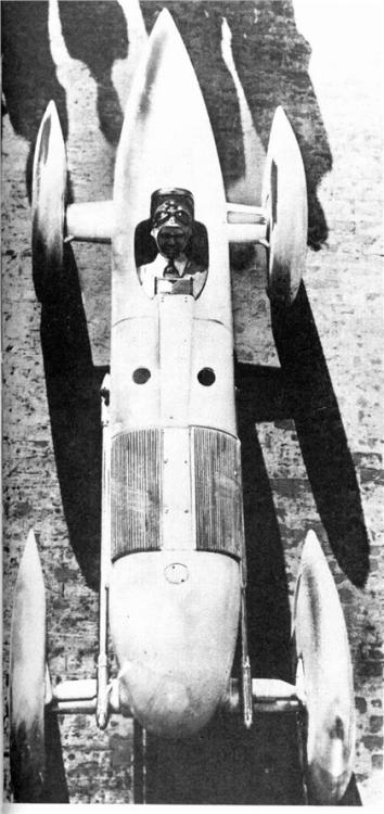 Frank-Lockhart-Stutz-Black-Hawk-Special-1928-03.jpg