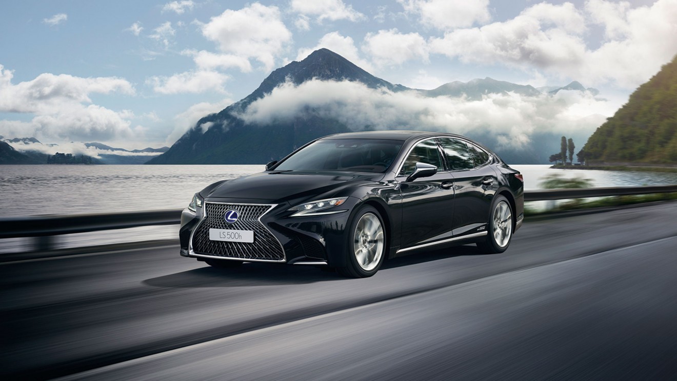 Club Lexus LS
