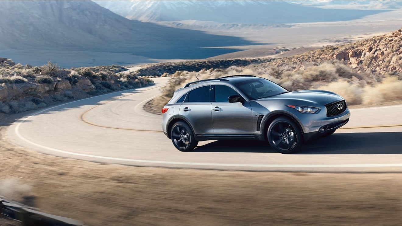 Club Infiniti Q70/QX70